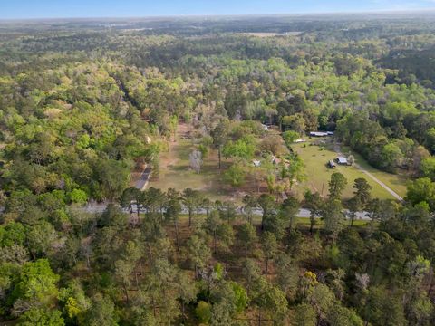 Tiny photo for 32 Heather Lane Lane, Havana, FL 32333 (MLS # 397888)