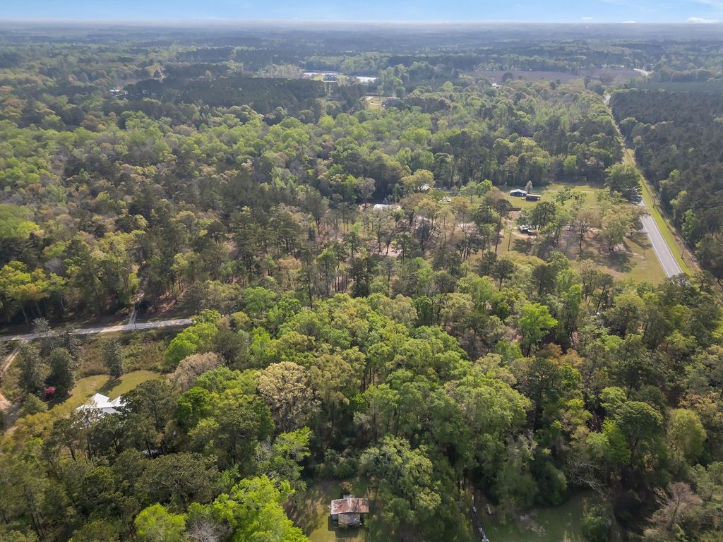 Photo of 32 Heather Lane Lane, Havana, FL 32333 (MLS # 397888)