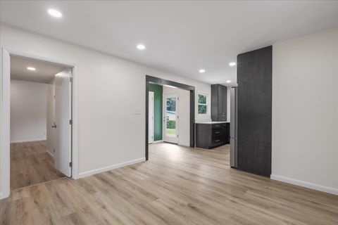 Tiny photo for 2401 Jim Lee Road, Tallahassee, FL 32301 (MLS # 392558)
