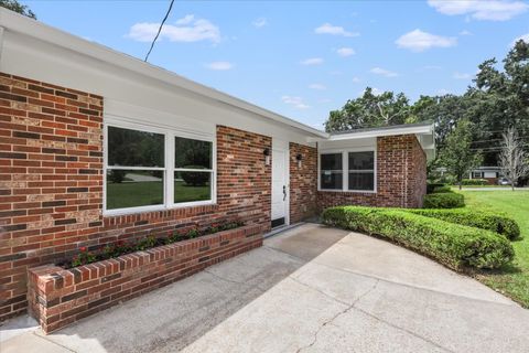 Tiny photo for 2401 Jim Lee Road, Tallahassee, FL 32301 (MLS # 392558)