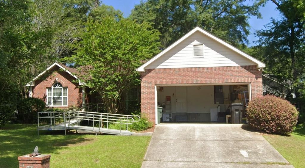 Photo of 2418 Beautyberry Court, Tallahassee, FL 32308 (MLS # 389944)