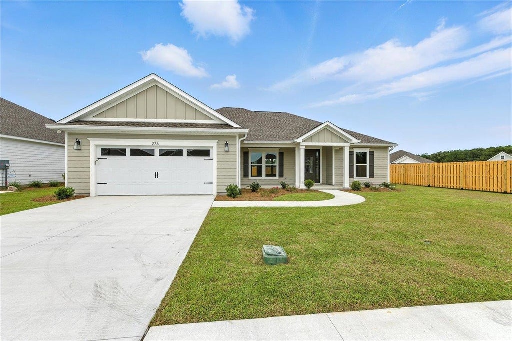 Photo of 31 Piedmont Road, Crawfordville, FL 32327 (MLS # 400981)