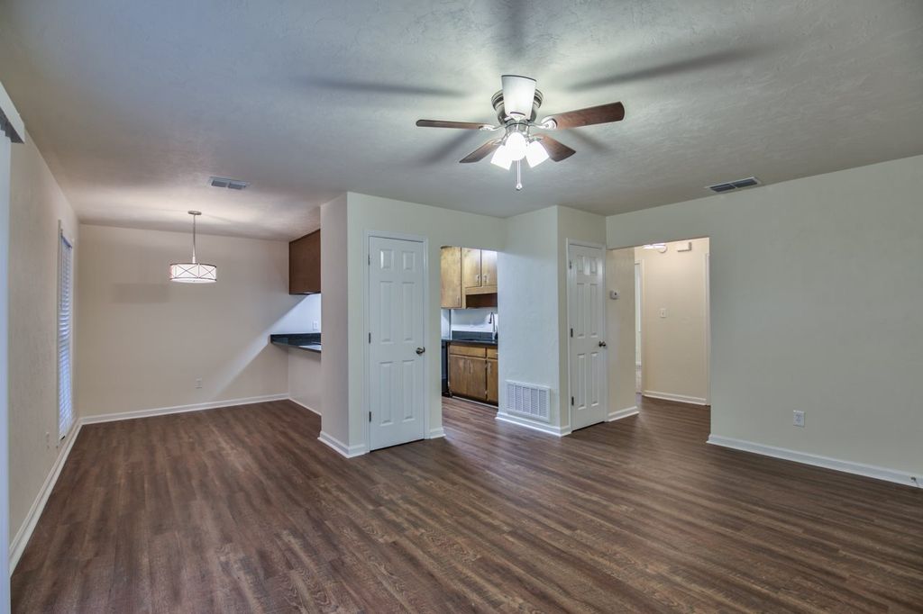 Photo of 1219 Crestview #A, Tallahassee, FL 32303 (MLS # 400096)