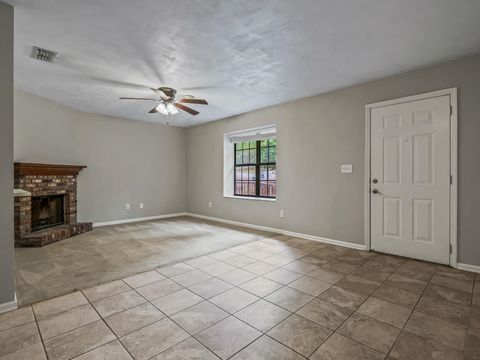 Tiny photo for 178 Parkbrook Circle #B, Tallahassee, FL 32301 (MLS # 399079)