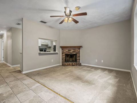 Tiny photo for 178 Parkbrook Circle #B, Tallahassee, FL 32301 (MLS # 399079)