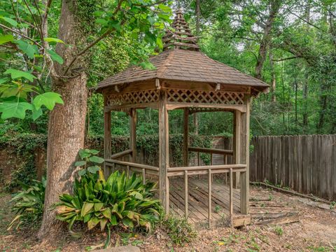 Tiny photo for 178 Parkbrook Circle #B, Tallahassee, FL 32301 (MLS # 399079)