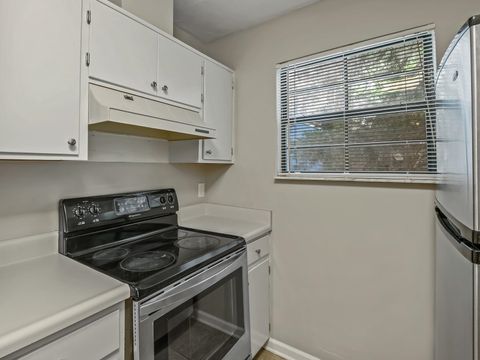 Tiny photo for 178 Parkbrook Circle #B, Tallahassee, FL 32301 (MLS # 399079)