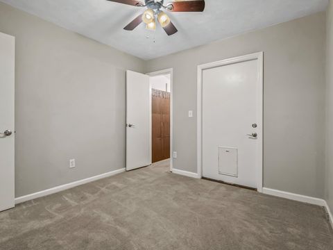 Tiny photo for 178 Parkbrook Circle #B, Tallahassee, FL 32301 (MLS # 399079)