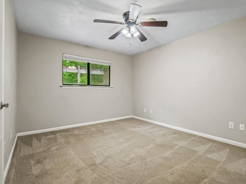 Tiny photo for 178 Parkbrook Circle #B, Tallahassee, FL 32301 (MLS # 399079)