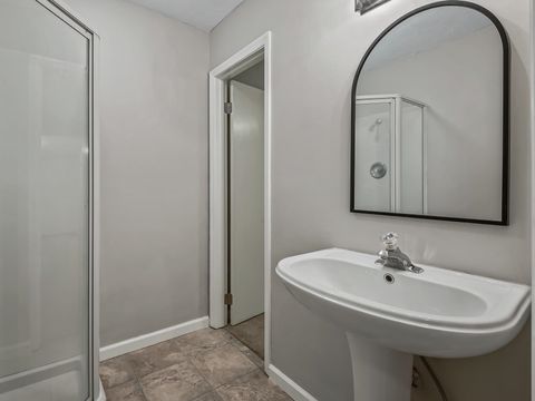 Tiny photo for 178 Parkbrook Circle #B, Tallahassee, FL 32301 (MLS # 399079)