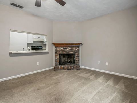Tiny photo for 178 Parkbrook Circle #B, Tallahassee, FL 32301 (MLS # 399079)