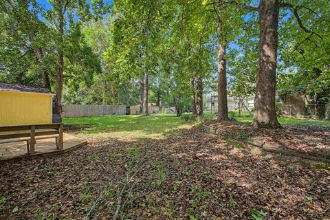 Tiny photo for 6842 DONERAIL Trail, Tallahassee, FL 32309 (MLS # 401606)