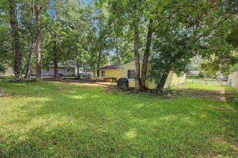 Tiny photo for 6842 DONERAIL Trail, Tallahassee, FL 32309 (MLS # 401606)