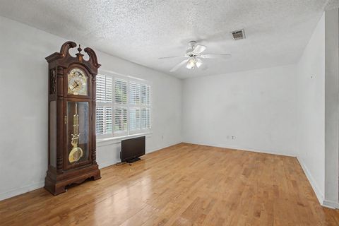Tiny photo for 6842 DONERAIL Trail, Tallahassee, FL 32309 (MLS # 401606)