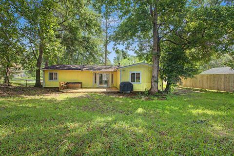 Tiny photo for 6842 DONERAIL Trail, Tallahassee, FL 32309 (MLS # 401606)