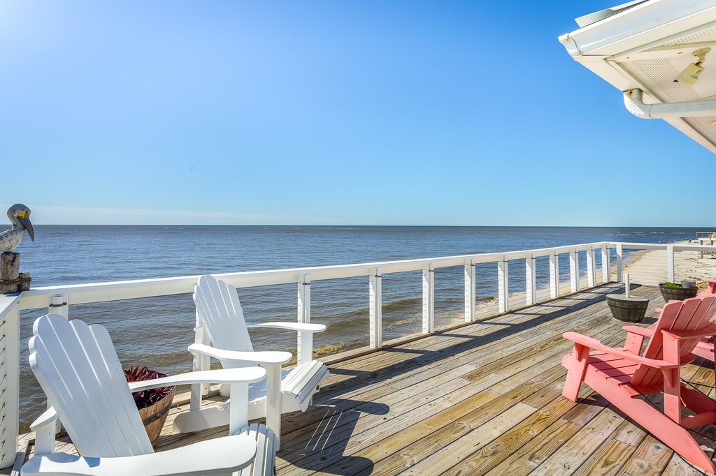 Photo of 1037 Gulf Shore Boulevard, Alligator Point, FL 32346 (MLS # 392801)