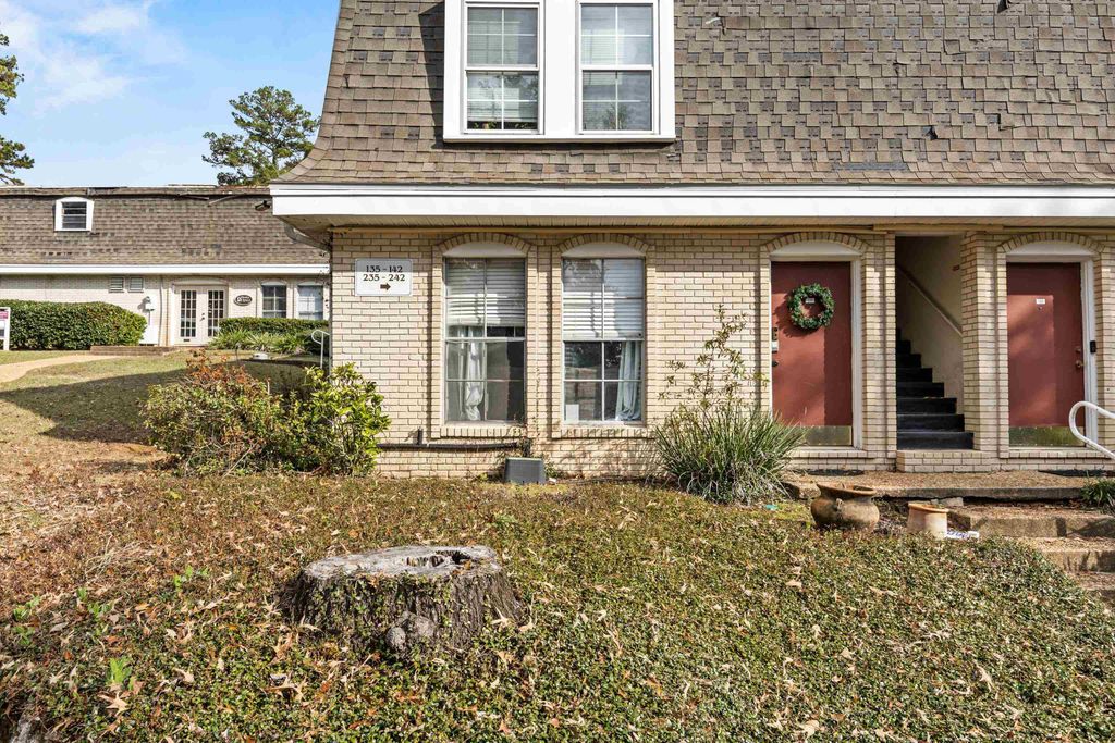 Photo of 2020 Continental Avenue #135, Tallahassee, FL 32304 (MLS # 397763)