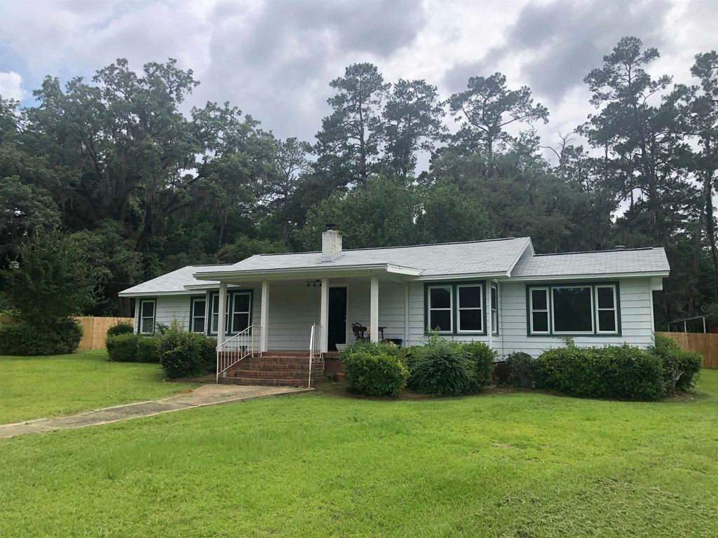 Photo of 3022 Livingston Road, Tallahassee, FL 32303 (MLS # 387400)