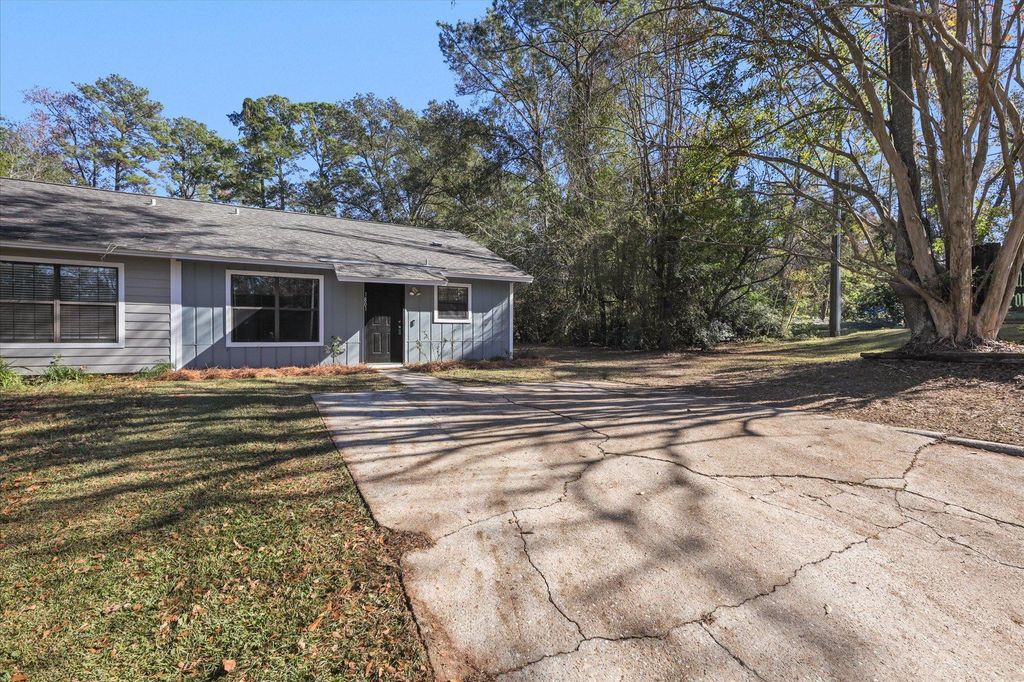 Photo of 1801 Meriadoc Road, Tallahassee, FL 32303 (MLS # 394074)