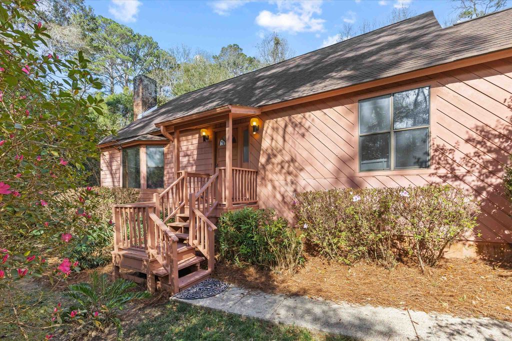 Photo of 3315 Reading Lane, Tallahassee, FL 32312 (MLS # 397603)