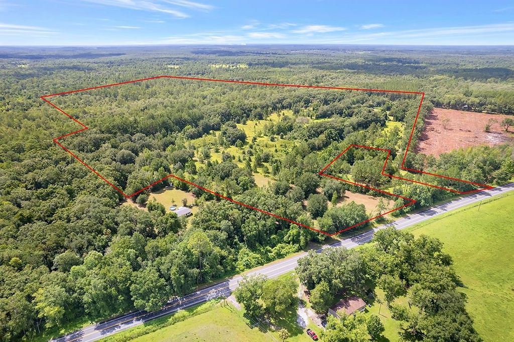 Photo of 325 SW Durham Way, Greenville, FL 32331 (MLS # 393511)