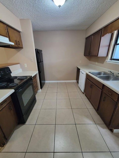 Tiny photo for 5392 Dawn Court, Tallahassee, FL 32303 (MLS # 402868)