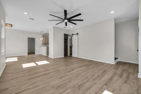 Tiny photo for 2022 TRIMBLE Road, Tallahassee, FL 32303 (MLS # 398955)