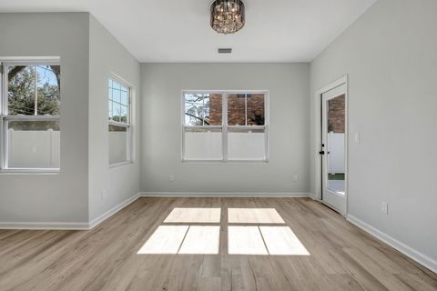 Tiny photo for 2022 TRIMBLE Road, Tallahassee, FL 32303 (MLS # 398955)