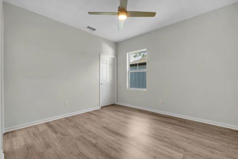 Tiny photo for 2022 TRIMBLE Road, Tallahassee, FL 32303 (MLS # 398955)