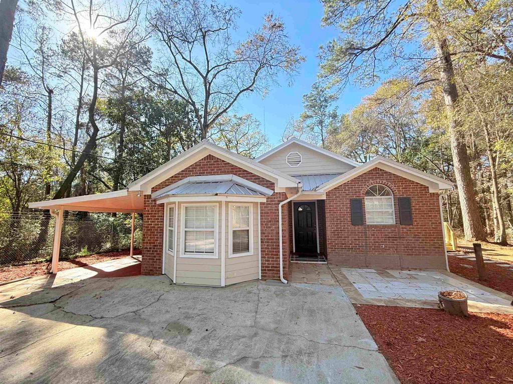 Photo of 3158 FOLSOM Road, Tallahassee, FL 32312 (MLS # 396074)