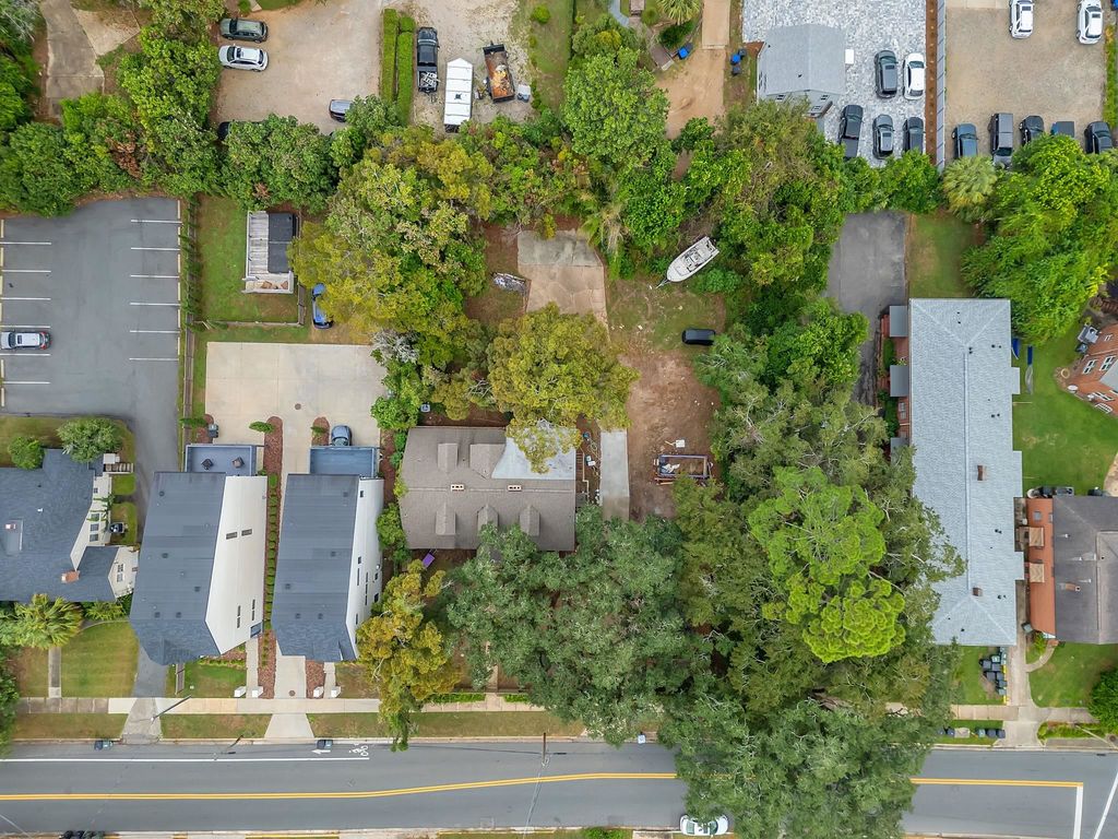Photo of 524 E College Avenue, Tallahassee, FL 32301 (MLS # 391944)