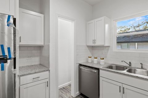 Tiny photo for 836 Osceola Street, Tallahassee, FL 32310 (MLS # 393389)