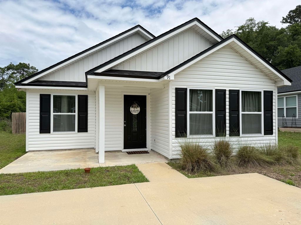 Photo of 91 Cloer Lane, Crawfordville, FL 32327 (MLS # 400006)