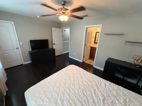 Tiny photo for 1938 Ann Arbor Avenue, Tallahassee, FL 32304 (MLS # 400476)