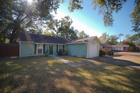 Tiny photo for 8609 Kingston Court, Tallahassee, FL 32311 (MLS # 395740)