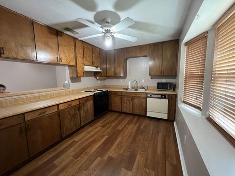 Tiny photo for 121 Boardwalk Street, Tallahassee, FL 32301 (MLS # 398245)