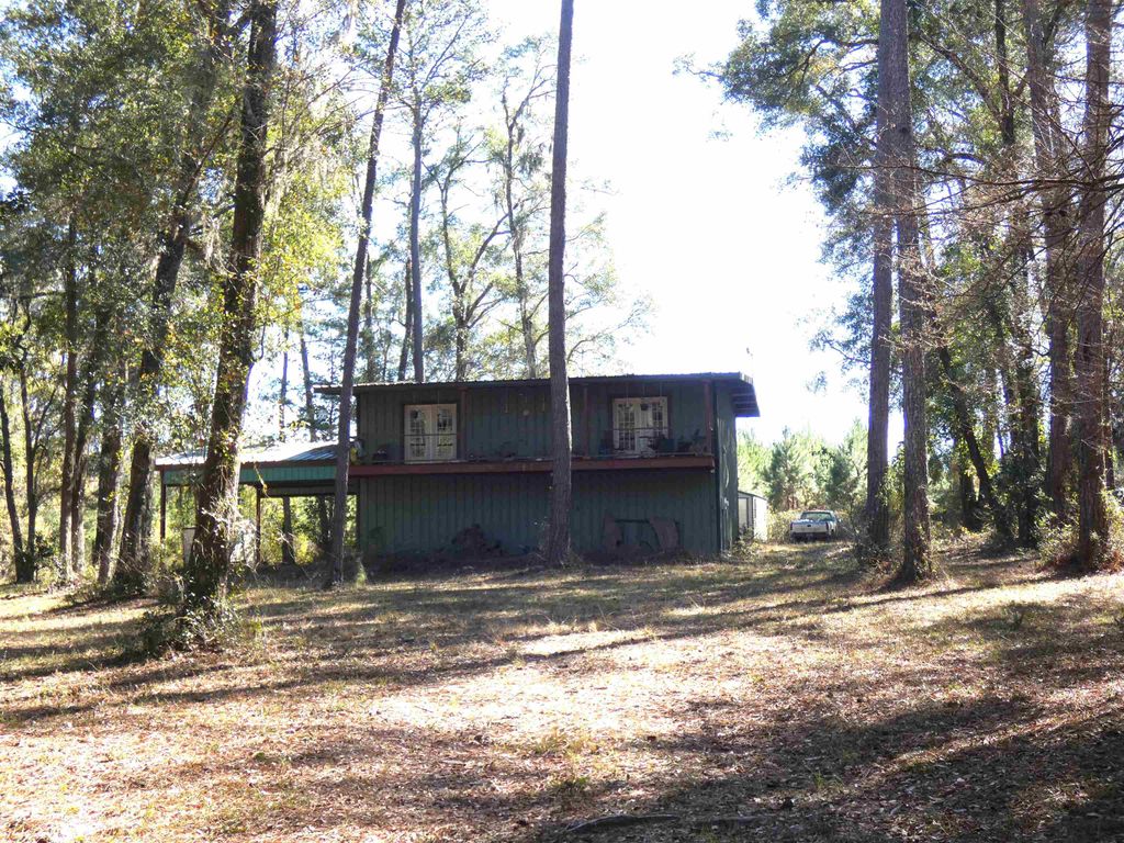 Photo of 640 Nautilus Drive, Monticello, FL 32344 (MLS # 395668)