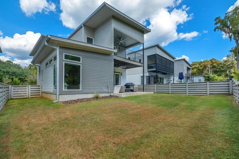 Tiny photo for 2339 Lake Hall Road, Tallahassee, FL 32309 (MLS # 391481)