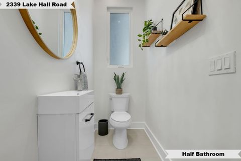 Tiny photo for 2339 Lake Hall Road, Tallahassee, FL 32309 (MLS # 391481)