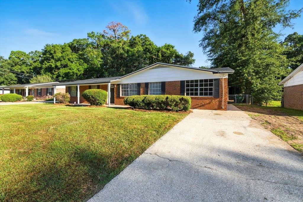 Photo of 2636 Nez Perce Trail, Tallahassee, FL 32303 (MLS # 391327)