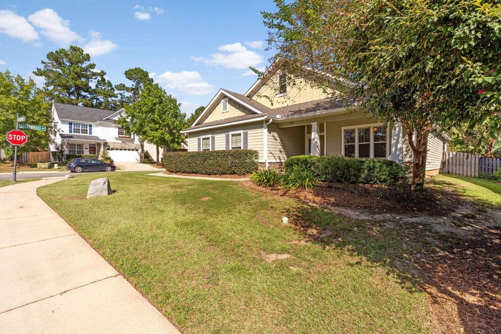 Photo of 3399 Shadowmoss Drive, Tallahassee, FL 32308 (MLS # 391822)