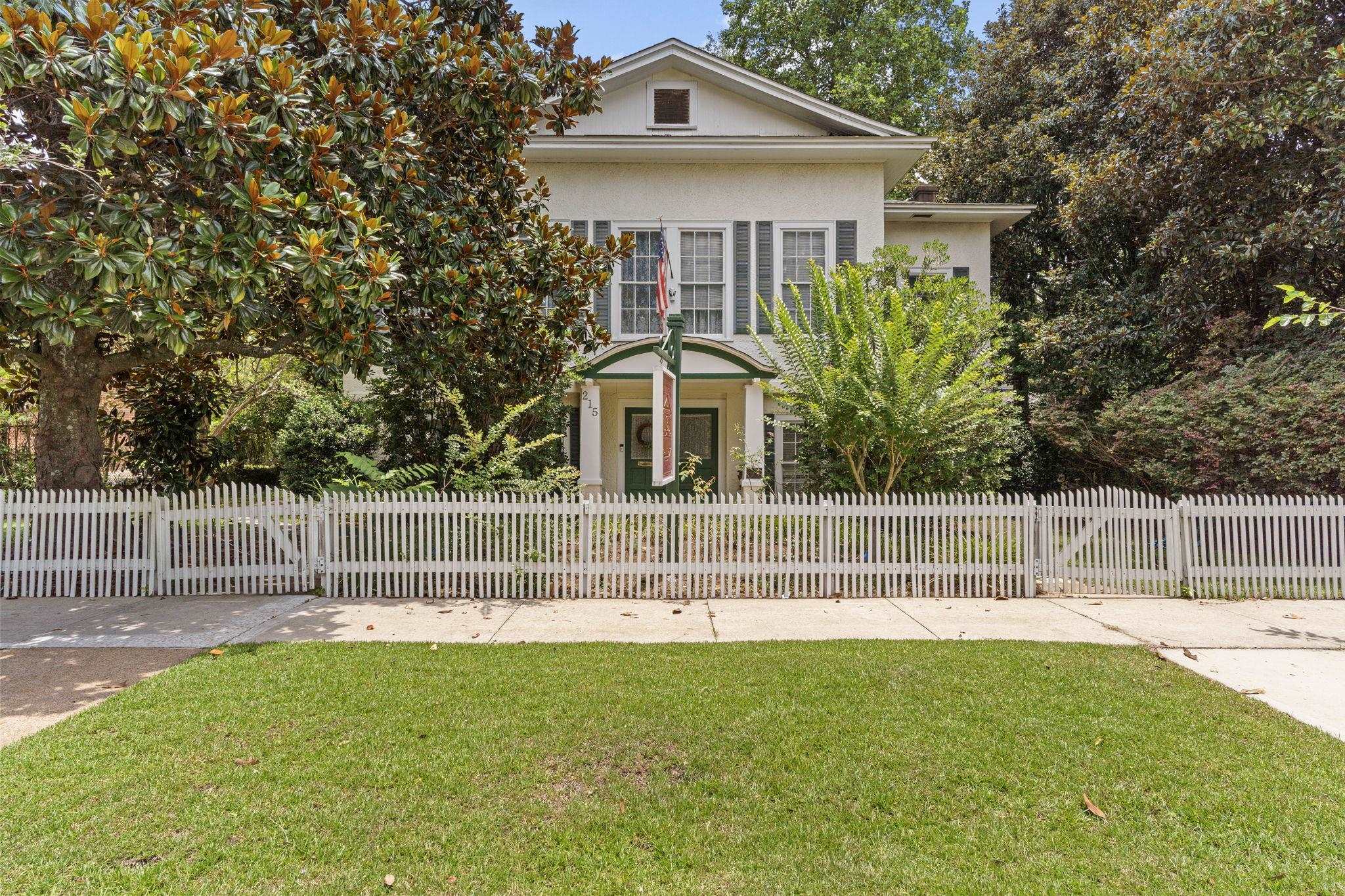 215 N Madison Street