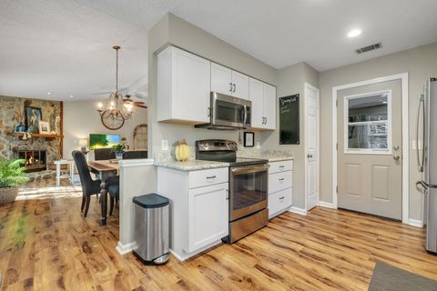 Tiny photo for 1253 Sedgefield Road, Tallahassee, FL 32317 (MLS # 391574)