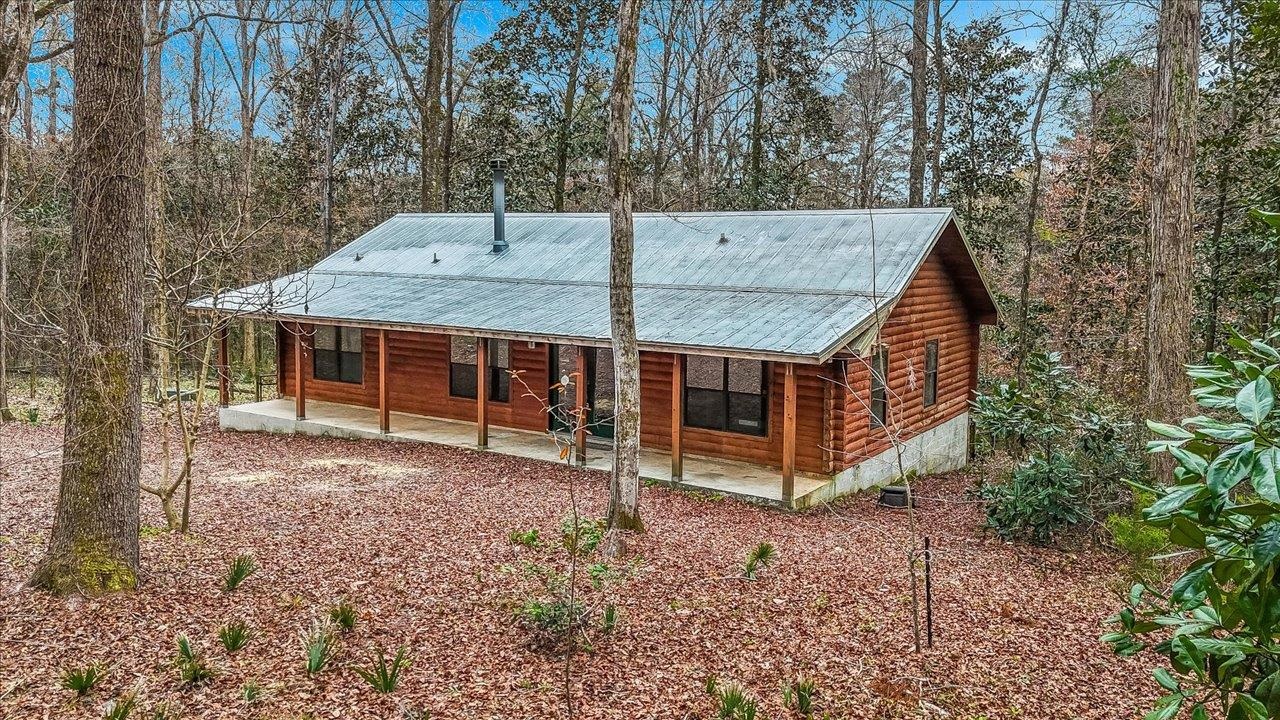 220 Deer Pass