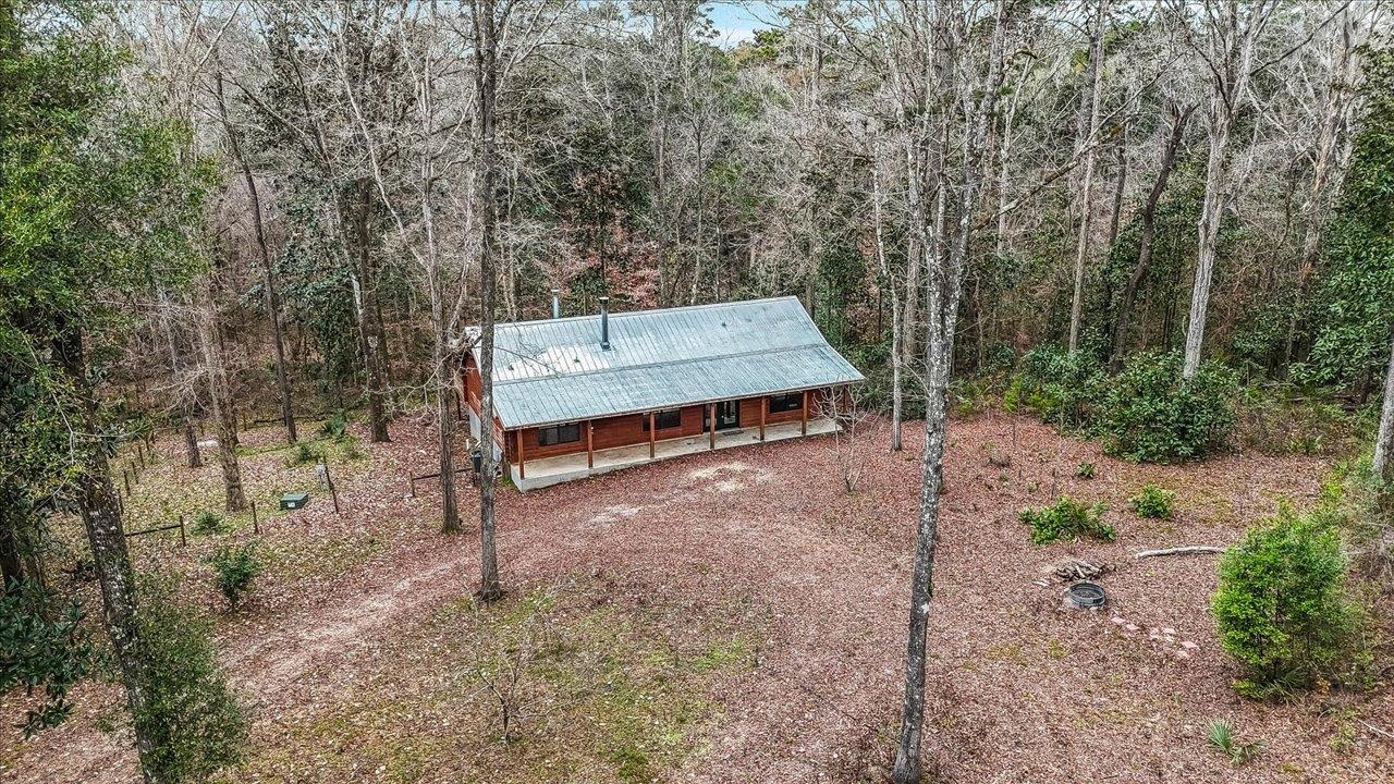 220 Deer Pass