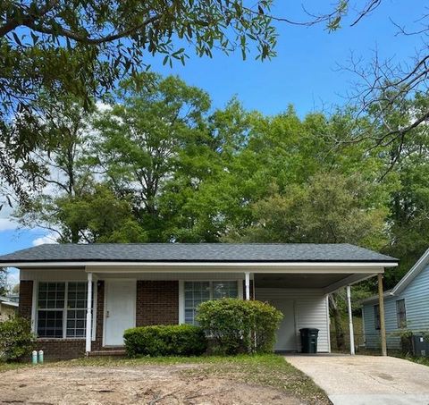Photo of 1315 California Street, Tallahassee, FL 32304 (MLS # 398192)