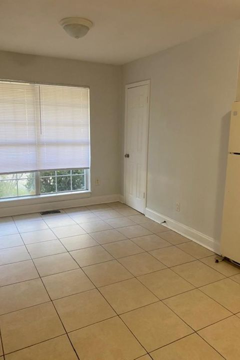 Tiny photo for 1315 California Street, Tallahassee, FL 32304 (MLS # 398192)
