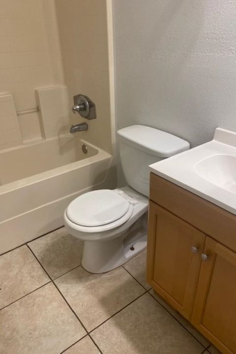 Tiny photo for 1315 California Street, Tallahassee, FL 32304 (MLS # 398192)