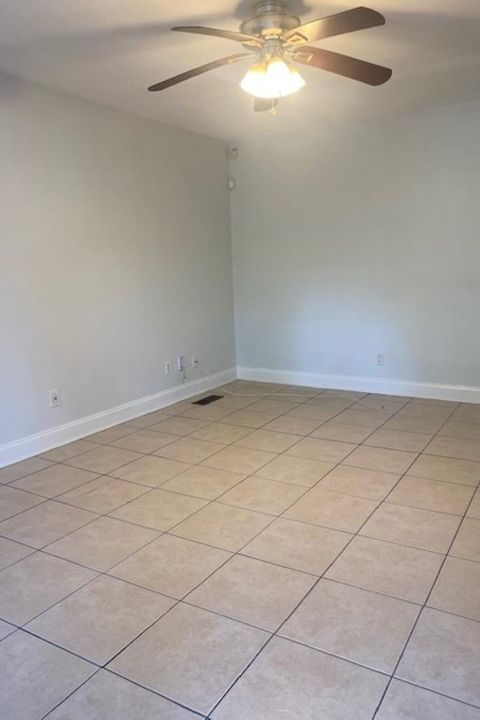 Tiny photo for 1315 California Street, Tallahassee, FL 32304 (MLS # 398192)