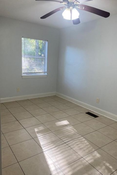 Tiny photo for 1315 California Street, Tallahassee, FL 32304 (MLS # 398192)